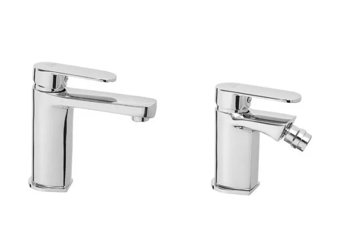 Komplety i zestawy natryskowe DIAMOND