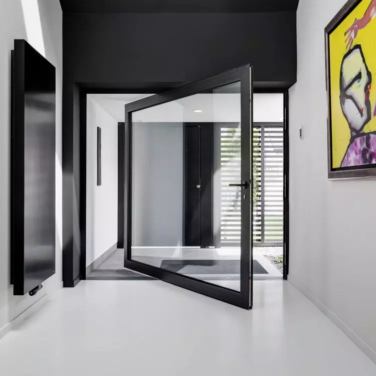 Drzwi MasterLine 8 typu pivot, Private House Hi-Finity Schelle