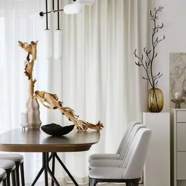 Dining room in gray, Warsaw