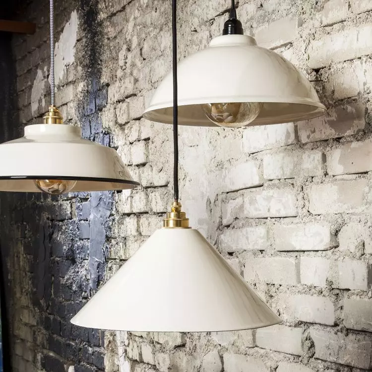 Cream enamel lamps