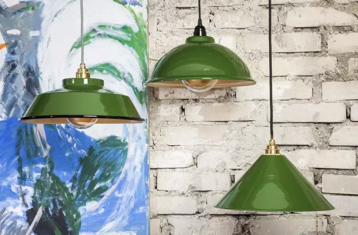 Zielone lampy emaliowane