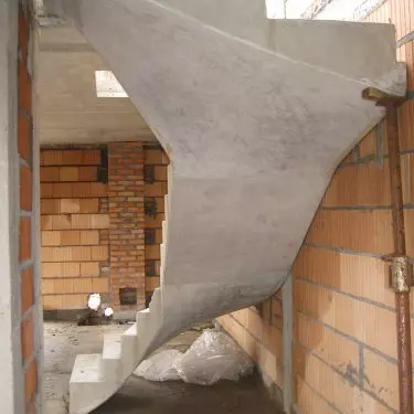 Prefabricated interlocking stairs