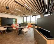 Use of EGGER products with social distance in offices from Vahle, Schwoich, Austria