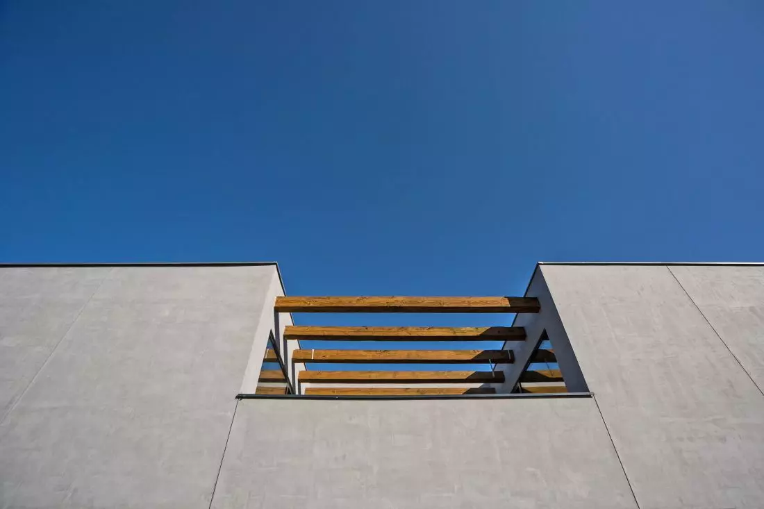 BETON – faktura
elewacji z myślą o industrialnych klimatach