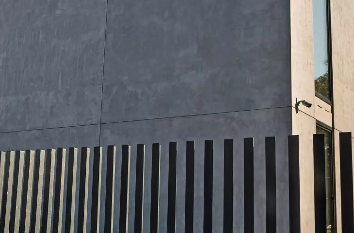 BETON - a facade texture with an eye on industrial atmospheres
