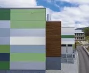 Energooszczędne systemy lekkiej obudowy z płyt warstwowych Paroc Panel System