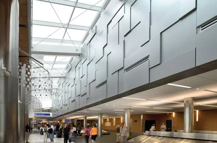 General Mitchell International Airport, Milwaukee, Wisconsin, USA