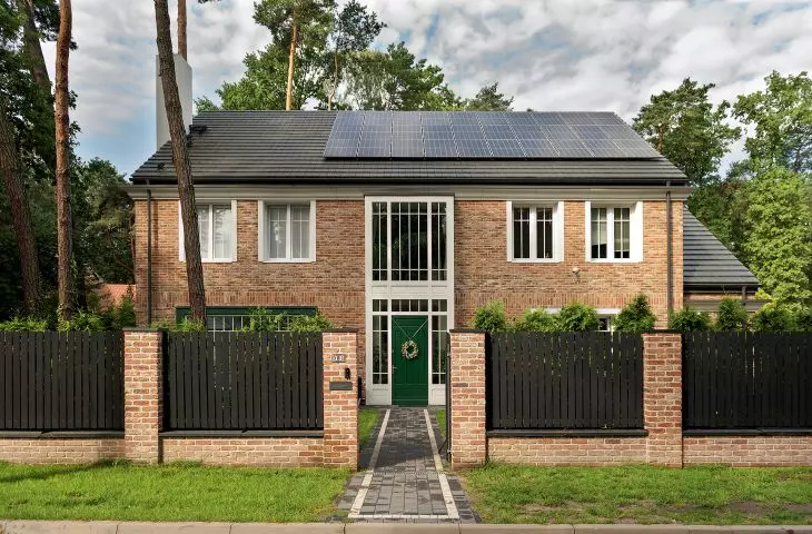 House near Warsaw, design: mamArchitekci, color: 60 Oud Brabant and 40 Oud Maasland