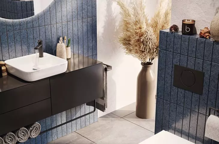 Marina washbasin TR41267 and Gravis toilet bowl TR2216