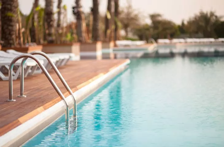 Dedykowana pompa ciepła Neoheat Pool do podgrzewania temperatury wody w basenie