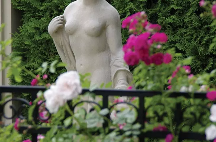 Rzeźba Hebe