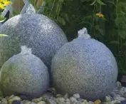 Fountain granite balls