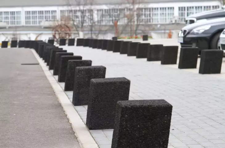 Parking posts made with washed concrete technology. Available in 40 variants of concrete surface finish