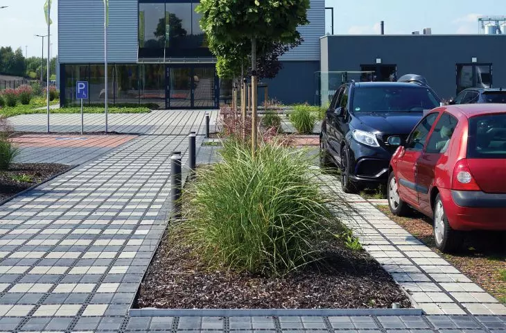 Water permeable pavements