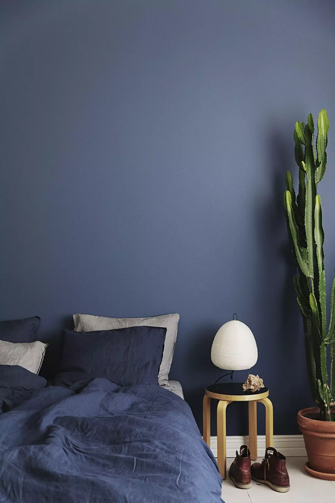 Ściana: farba
Tikkurila Optiva Nature 5, kolor N348 (wzornik Tikkurila Symphony)