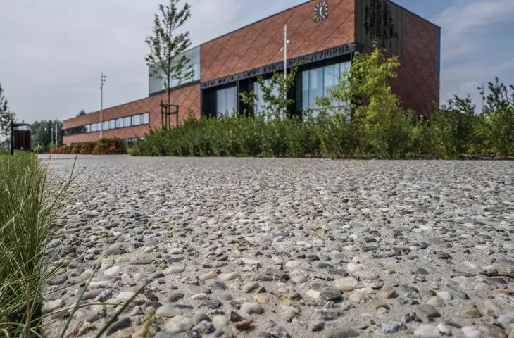 Zaprojektuj z CEMEX wodoprzepuszczalne lub dekoracyjne nawierzchnie