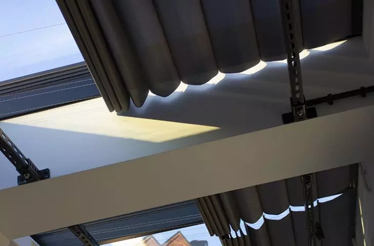 Window decorations