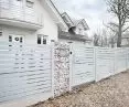 PP002 P82 fence and gabions