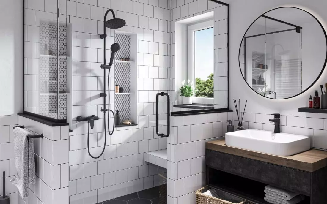 Rondo Black
z deszczownią i ścienna bateria natryskowa Algeo Black