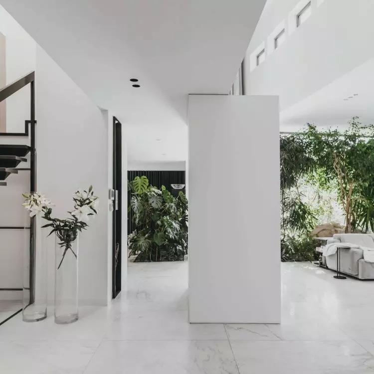 Minimalist design by MMOA office from Katowice, Poland.