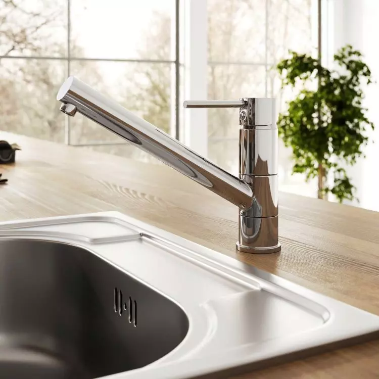 FERRO Fiesta standing sink faucet. Single-bowl sink, 48x48 cm, plain