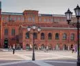 Manufaktura – Łódź. Zadanie: Zabezpieczenie antypoślizgowe. Materiał: granit polerowany.  Powierzchnia: 800 m2. Gwarancja: 3 lata