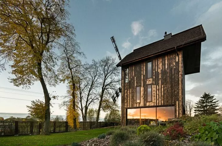 Windmill House