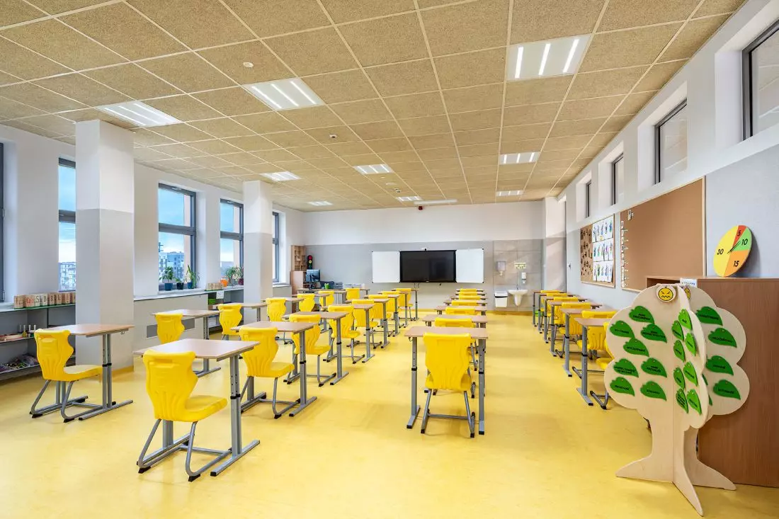 Płyty akustyczne
HERADESIGN pomagają dbać o bezpieczeństwo słuchu dzieci i nauczycieli, pomagają w skupieniu dzięki pochłanianiu hałasu