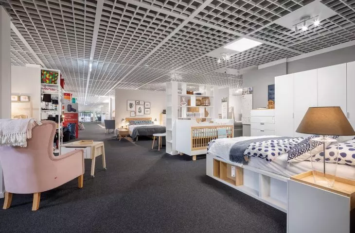 ARMSTRONG CELLIO series metal ceilings chosen for large spaces
