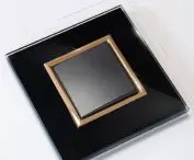 SERIES: DANTE, FRAME: BLACK GLASS / 4509181, CONNECTOR: BLACK 450911, REDUCTION: 24K 4533100