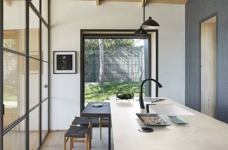 Corian® Solid Surface - Artista Canvas