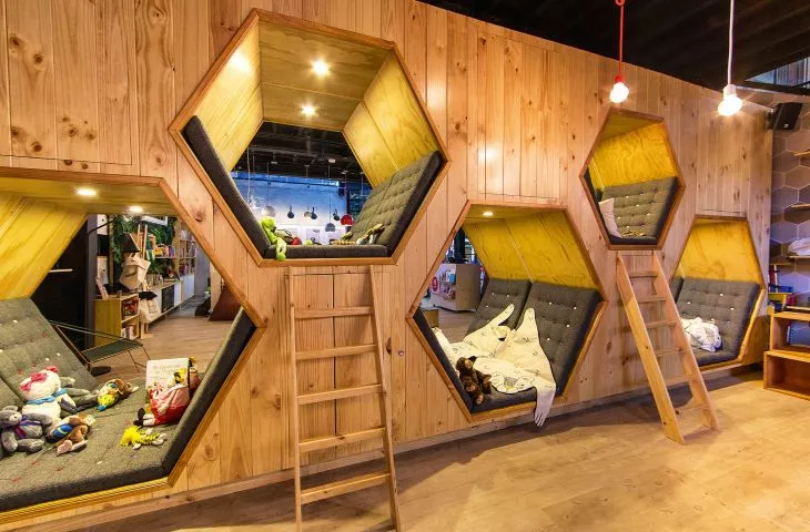 9 ¾ Bookstore + Café