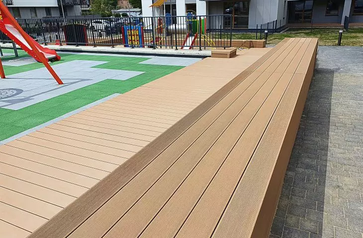 Hartika Tarase Home composite decking, color: Lindberg Oak