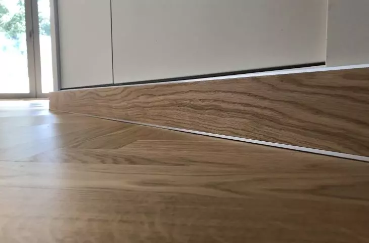 Model C80 - Electro-polished aluminum + oak