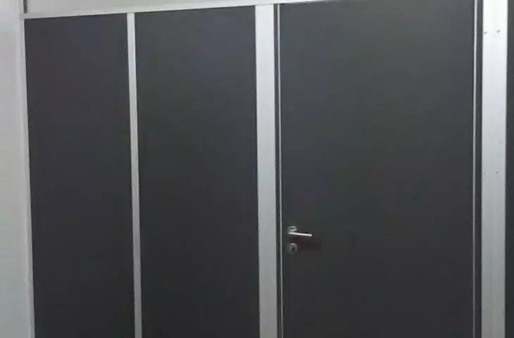 V20 sanitary cabins made of 30 mm board