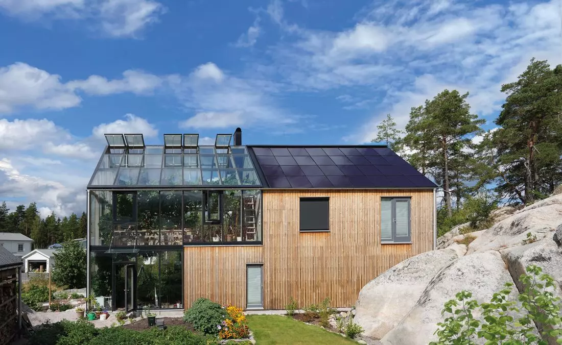 Willa w harmonii
z naturą w Szwecji produkująca 12 500 kWh prądu
