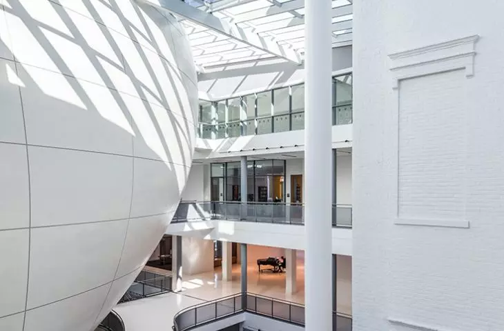 Duke Ellington School of the Arts. Architect: cox graae + spack architects | LBA Joint Venture. Photo © Chris Ambridge