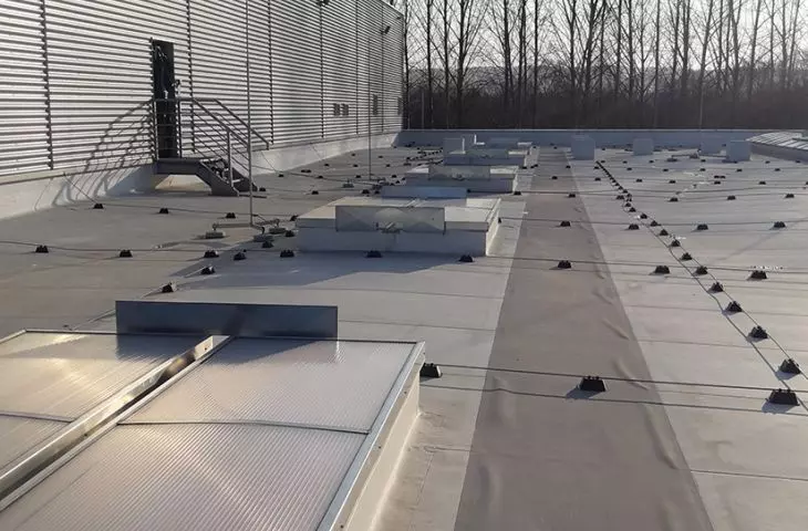 GRAVITATIONAL SMOKE REMOVAL SYSTEMS