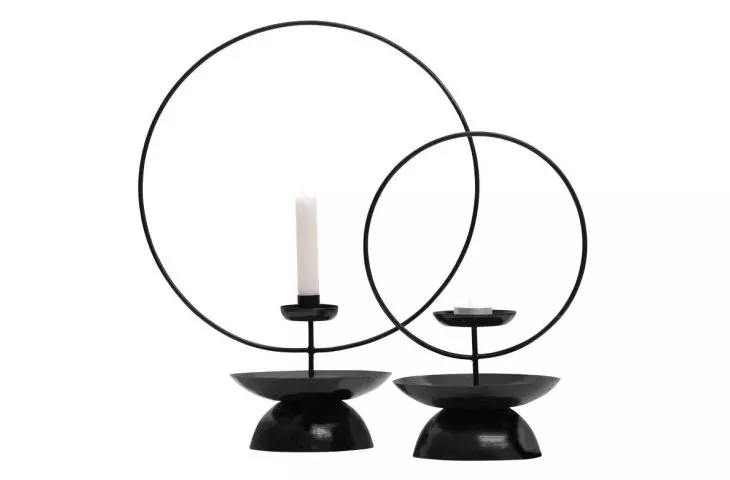 Black accessories in the interior
