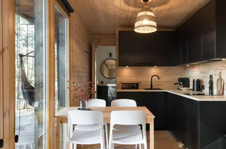 Forest Gazebo, kitchen 