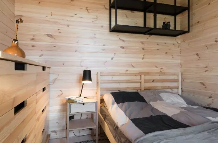 Forest Gazebo, bedroom