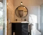Forest Gazebo, bathroom 
