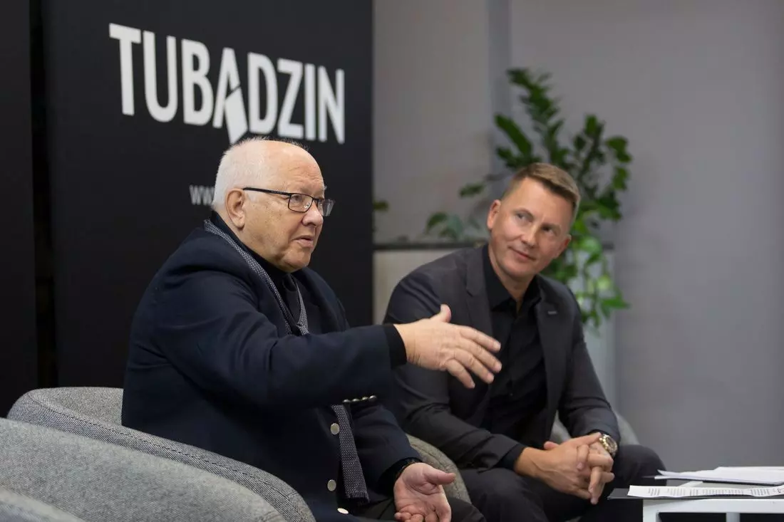 Wojciech
Siudmak, Tubądzin