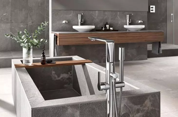 wolnostojąca bateria wannowa GROHE Allure Chrome
