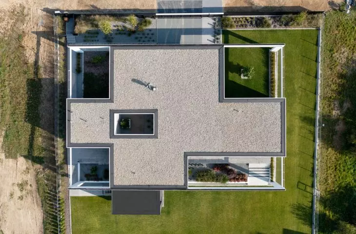 The house from a bird's eye view