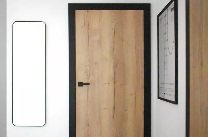 Apartment in Poznan's Grunwald, wooden doors and floor