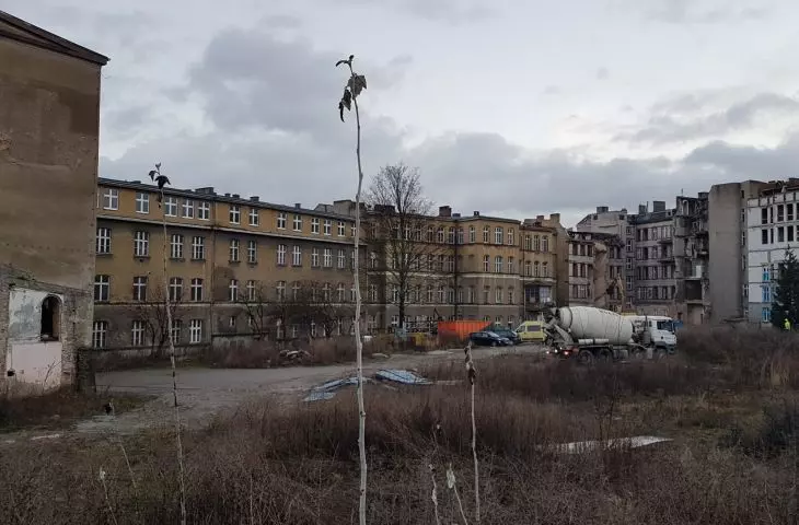 Dawny szpital miejski przy ul. Szkolnej w Poznaniu - widok z ulicy Koziej 