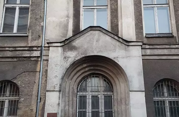 Former municipal hospital on Szkolna Street in Poznan 