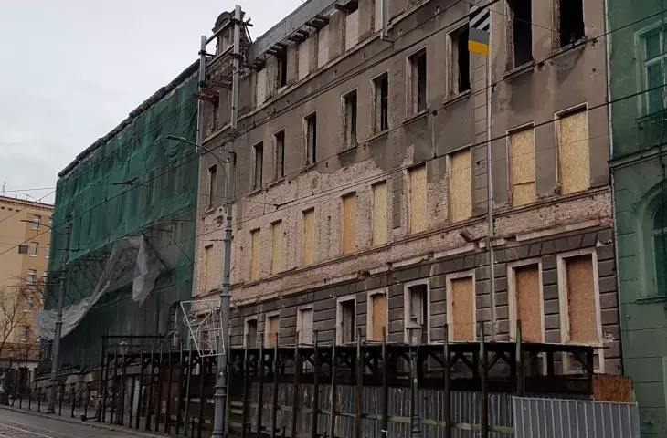 Jedna z kamienic przy ul. Podgórnej - część dawnego szpitala miejskiego przy ul. Szkolnej w Poznaniu 