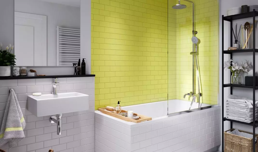 Luxury geometric accessories in the bathroom